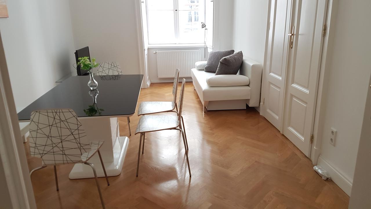 Sobieski Apartments St. Stephen'S Cathedral Виена Екстериор снимка